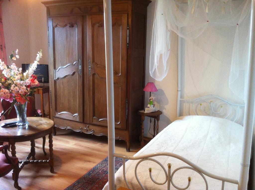 Ferme Du Montheu Bed and Breakfast Dommartin sous Amance Værelse billede